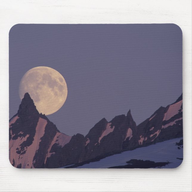 Alaska, Chugach Mountains Full moon rises Mouse Pad (Front)