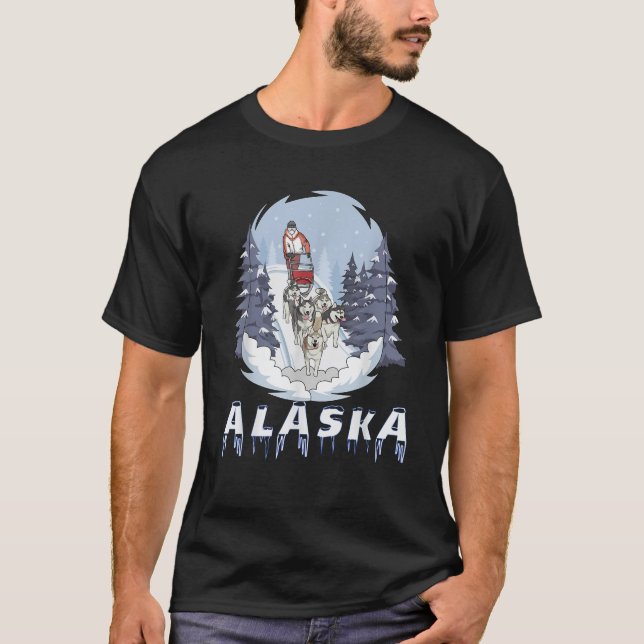 Alaska Sled Dogs Mushing Team Snow Sledding Mounta T-Shirt (Front)