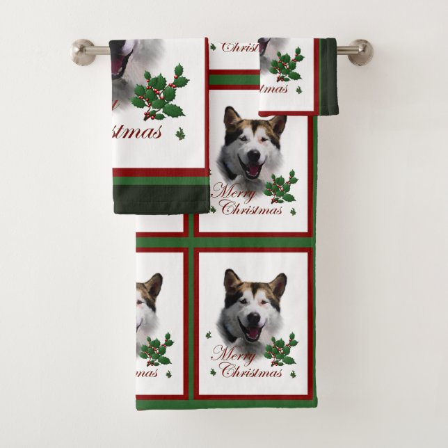 Alaskan Malamute Christmas Bath Towel Set (Insitu)