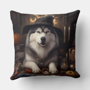 Alaskan Malamute Pumpkins Halloween Scary Throw Pillow