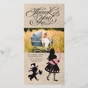 Alice dans le carte photo de bébé de Merci du pays