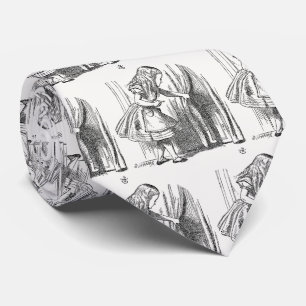 Alice in Wonderland - Alice Finds the Golden Crown Tie