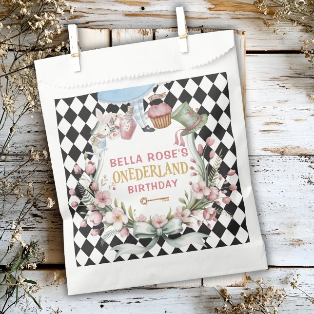Alice in Wonderland Flower Frame  1st birthday Favour Bag (Creator Uploaded)