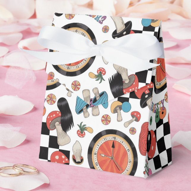Alice in Wonderland Pattern  Favor Box (Wedding)