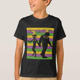 Alien And Bigfoot Bead Vintage Mardi Gras New Orle T-Shirt