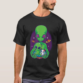Alien And Cat Sci Fi And Animal T-Shirt