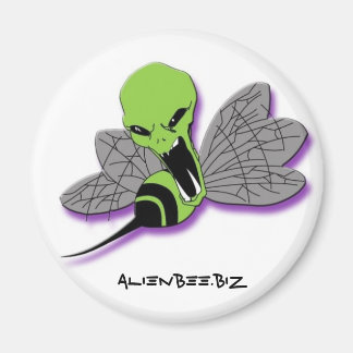 Alien Bee Round Magnet