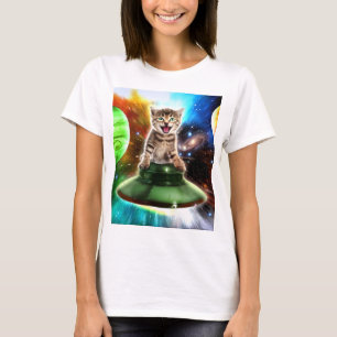 Alien cat in the ufo saucer                        T-Shirt