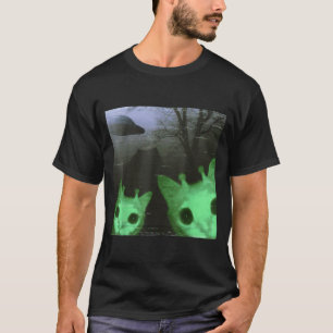 Alien Cats Ufo Funny Creepy Cat Meme For Men Women T-Shirt