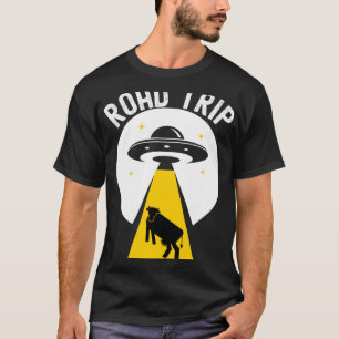 Alien cow abduction UFO spaceship Road trip T-Shirt