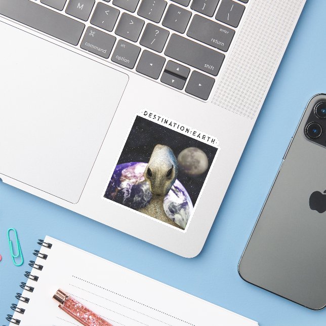 Alien Destination: Earth (Laptop w/ iPhone)