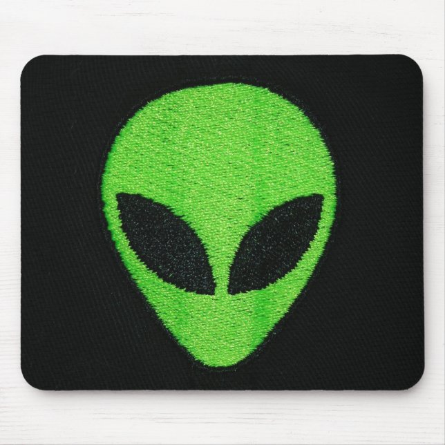 Alien, Green face Mouse Pad (Front)