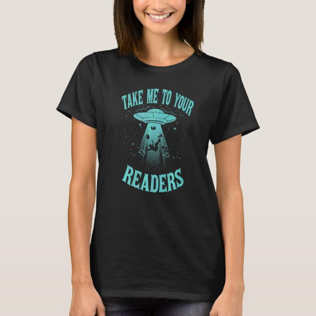 Alien Reading Pun Book Nerd T-Shirt (Front)