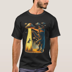 Alien UFO Abduction Cat Laser Eye Funny Cat Sci-fi T-Shirt