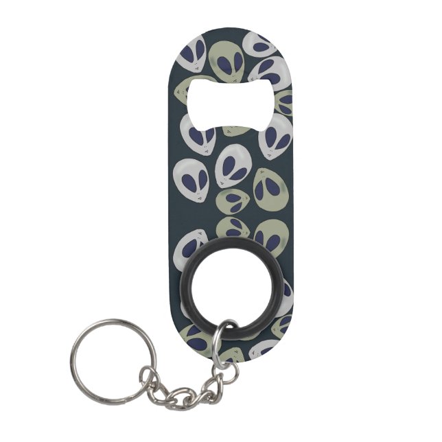 alien, ufo keychain bottle opener (Front)