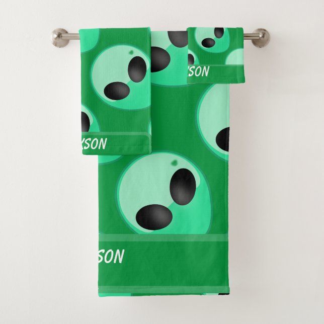 All over print ,green alien head  bath towel set (Insitu)