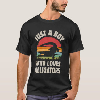 Alligator Just A Boy Who Loves Reptiles Retro Vint T-Shirt