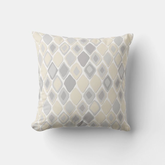 Almas diamond ikat pure throw pillow (Front)