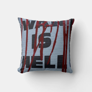 Almofada War is Hell Throw Pillow