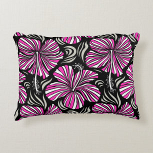 Aloha Hawaii, Luau Party invitation on black backg Accent Pillow