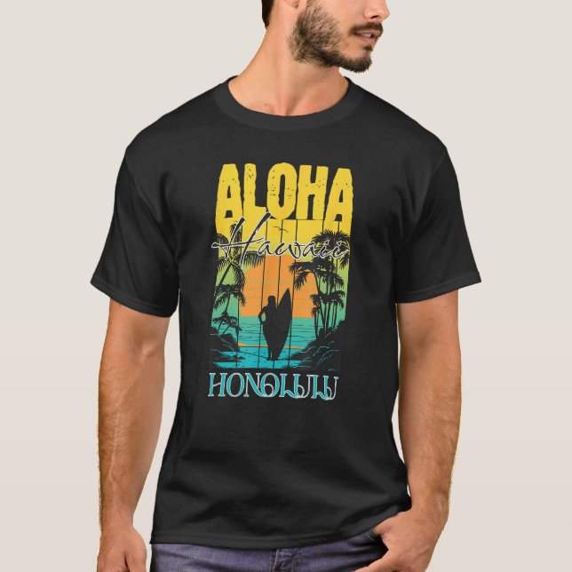 Aloha Honolulu Oahu Hawaii Surfer Sunset Waikiki B T-Shirt (Front)