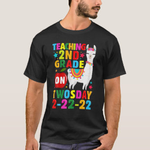 Alpaca Llama Teaching 2Nd Grade On Twosday 2-22-20 T-Shirt