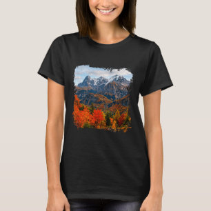 Alpine autumn valley mountain peaks scenic T-Shirt