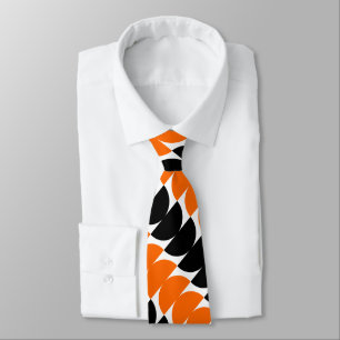 Alternating Crescents 02a - Orange and Black Tie
