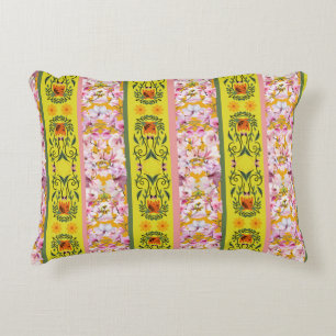 Amarelo Accent Pillow