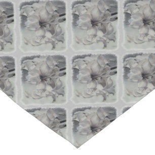 AMARYLLIS SHORT TABLE RUNNER