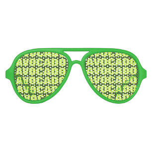 Amateurs d'Avocado des nuances de fête. Lunettes d