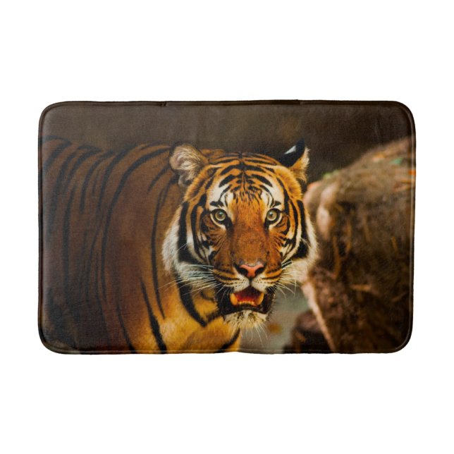 Amazing Close-up Tiger Bath Mat (Front)