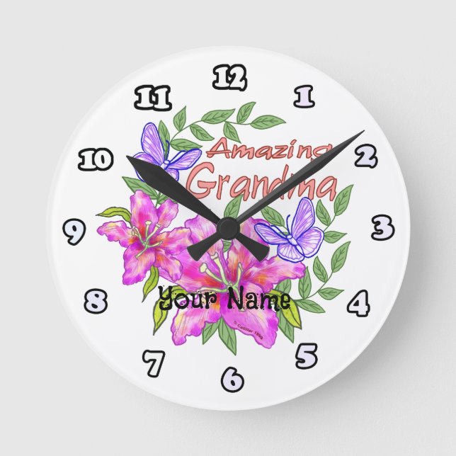 Amazing Grandma  Round Clock (Front)