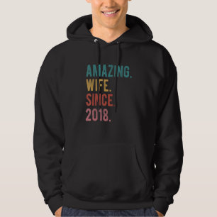 Amazing Wife Since 2018 4th Wedding Aniversary He Hoodie