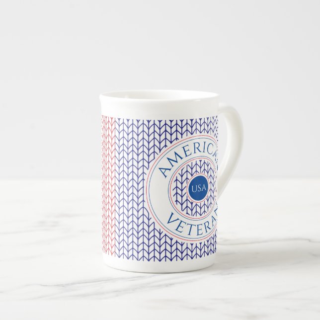 AMÉRICAIN VÉTÉRAN Bone China Mug (Devant droit)