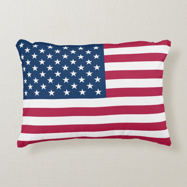 American flag accent pillow (Front)