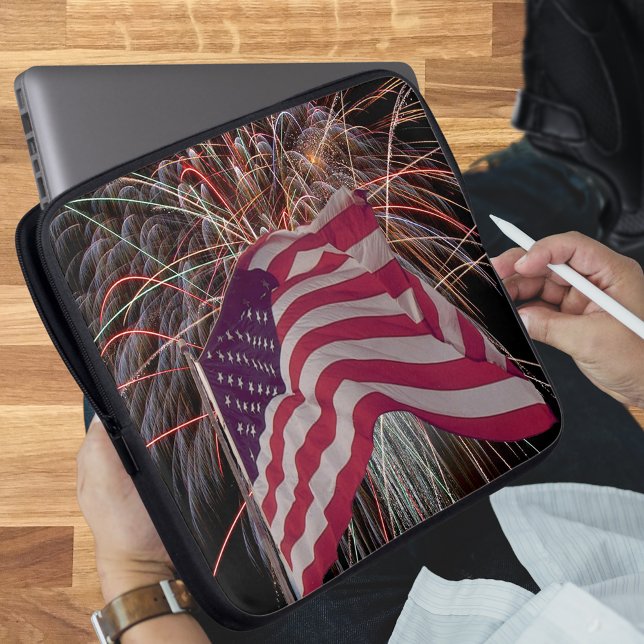 American Flag and Fireworks Laptop Sleeve (American Flag and Fireworks Laptop Sleeve)