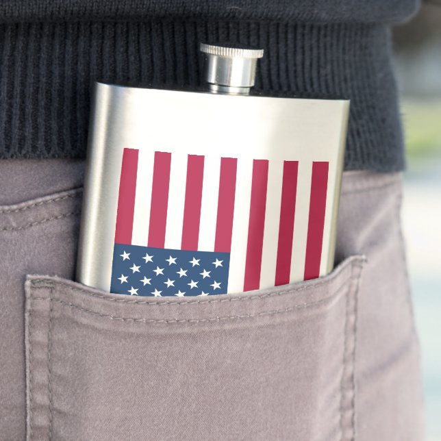 American flag hip flask (In Situ)