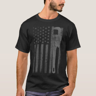 American Flag Plumber Vintage Plumbing Worker Men T-Shirt
