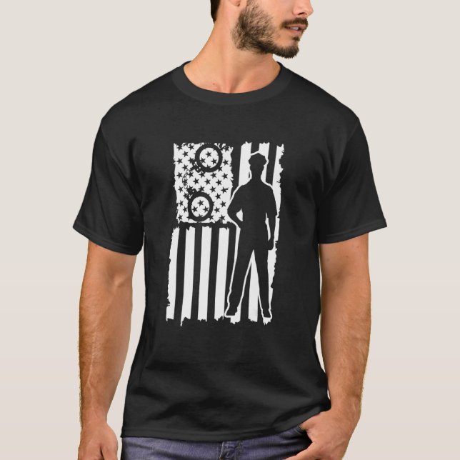 American Flag US Police Officer Cops Policeman T-Shirt (Front)