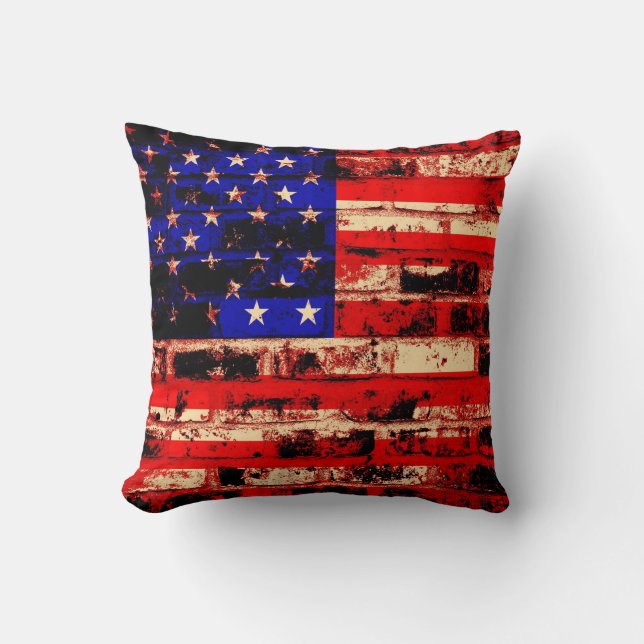 American Flag Vintage 3 Throw Pillow (Front)