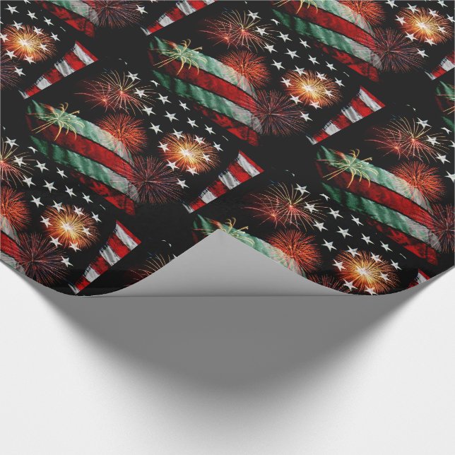 American flag with fireworks wrapping paper (Corner)