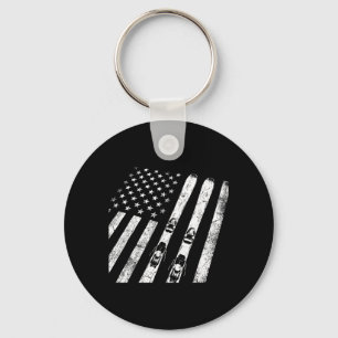 American Vintage Skiing Ski Winter Mountain USA Keychain