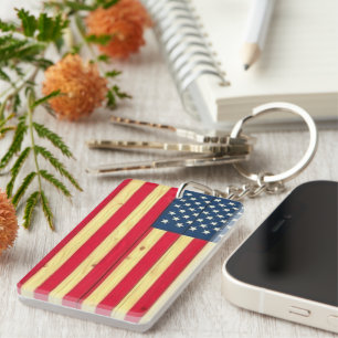 AMERICAN WOOD FLAG KEYCHAIN