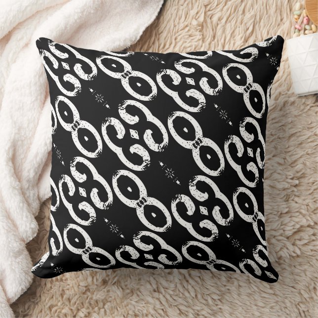 Amora a throw pillow (Blanket)