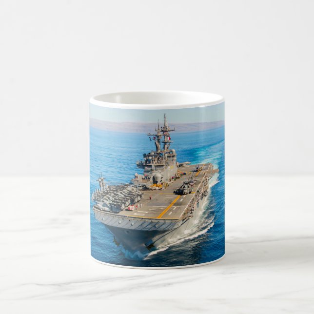 AMPHIBIOUS ASSAULT SHIP – LHD-2 Mug (Center)
