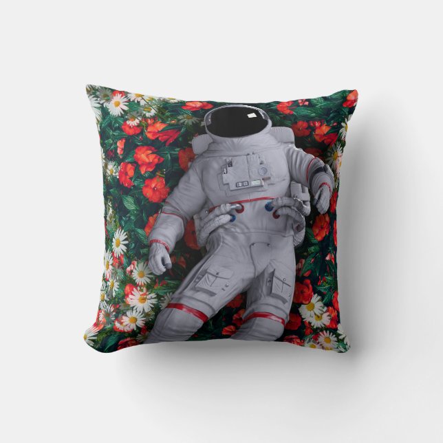 An astronaut in the Flowers  Throw Pillow (Front)