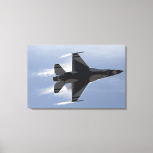 An F-16 Fighting Falcon pulls high G's Canvas Print