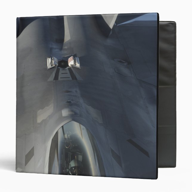 An F-22 Raptor moves into position to receive f Binder (Front/Inside)