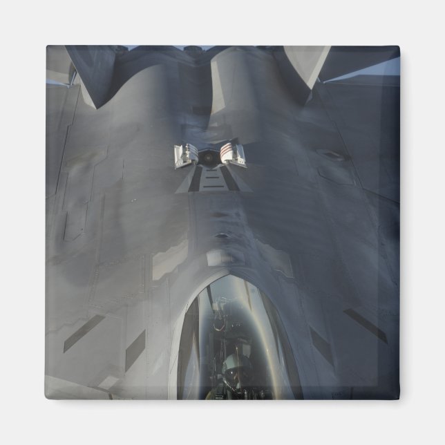 An F-22 Raptor moves into position to receive f Magnet (Front)